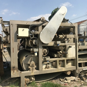 過濾機(jī)